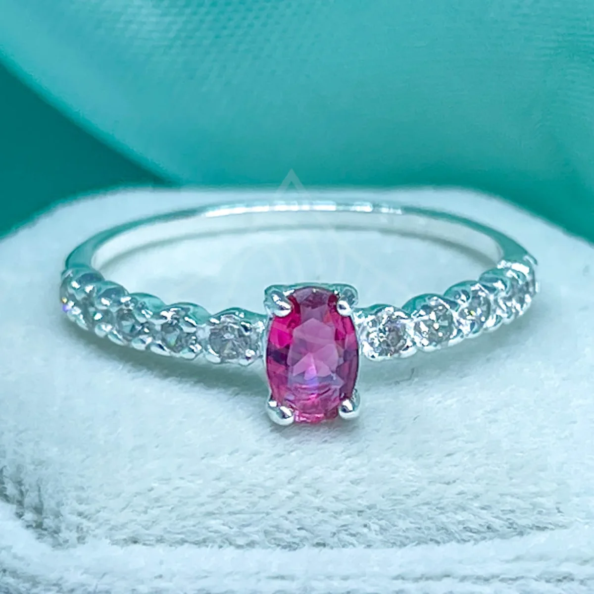 Anel Solitário Ju Rosa Pink